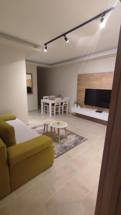 Apartman Front Šid Exterior foto