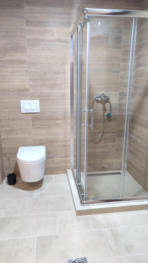 Apartman Front Šid Exterior foto